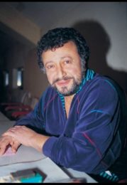 Metin Akpınar