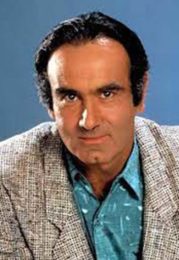 Dan Hedaya