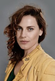 Antje Traue